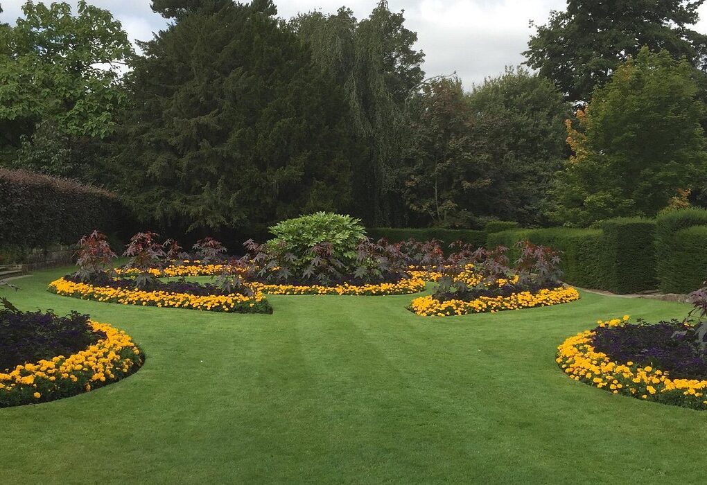 Warrington Garden Deserves